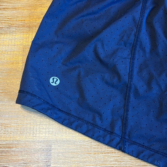 Lululemon Final Lap Navy Blue Mesh Shorts 2.5” - Picture 7 of 8